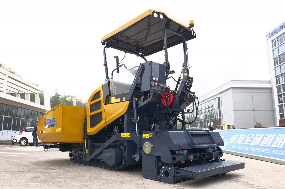 Асфальтоукладчик XCMG RP505
