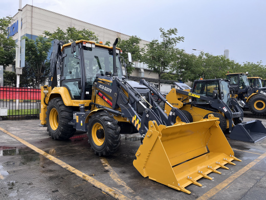 Экскаватор-погрузчик разноколесный XCMG XC8-S2570